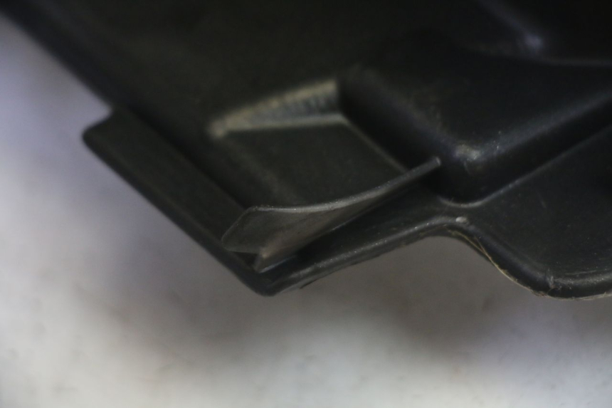 photo de TAPA MANILLAR APRILIA SR R 2T LC 50 (2018 - 2021)