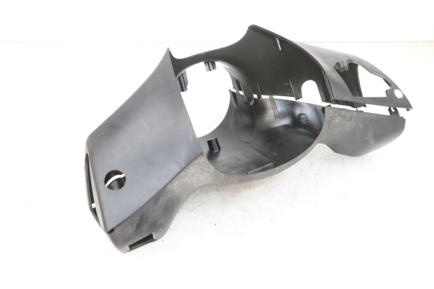 photo de CUBIERTA DEL MANILLAR PIAGGIO ZIP 4T 50 (2018 - 2020) - Otra perspectiva