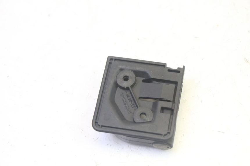 photo de GANCHO BOLSA HONDA FES S-WING SWING ABS 125 (2007 - 2015)