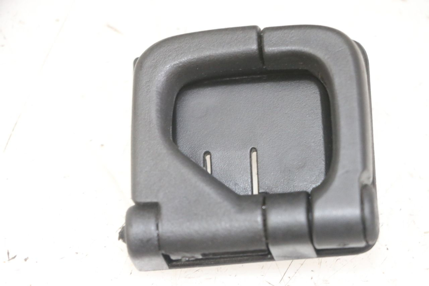 photo de GANCHO BOLSA PIAGGIO NRG POWER PUREJET 50 (2018 - 2021)