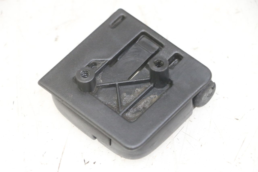photo de GANCHO BOLSA PIAGGIO NRG POWER PUREJET 50 (2018 - 2021)