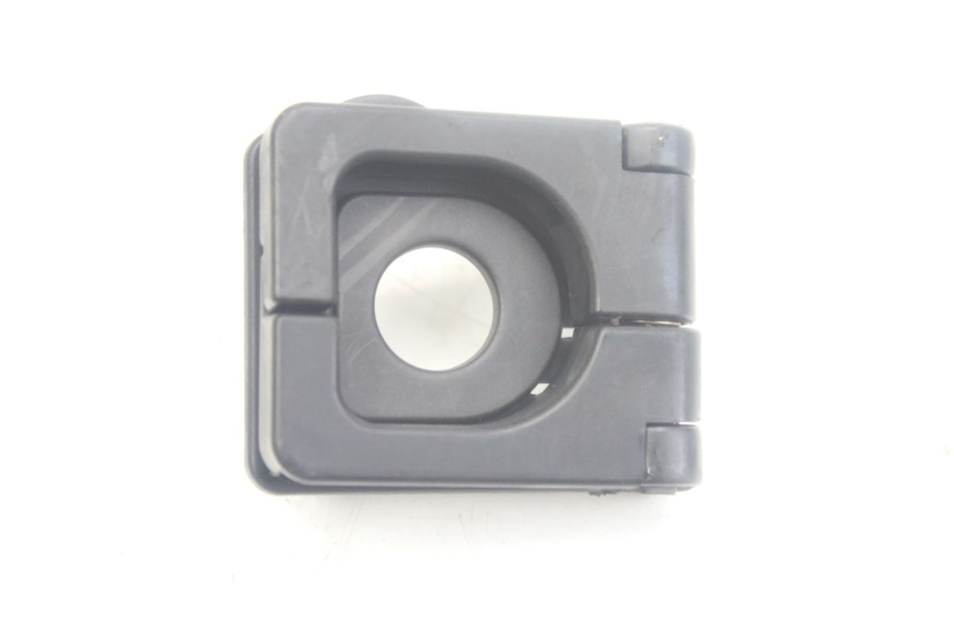 photo de GANCHO DE BOLSA PEUGEOT KISBEE 4T 50 (2010 - 2017)