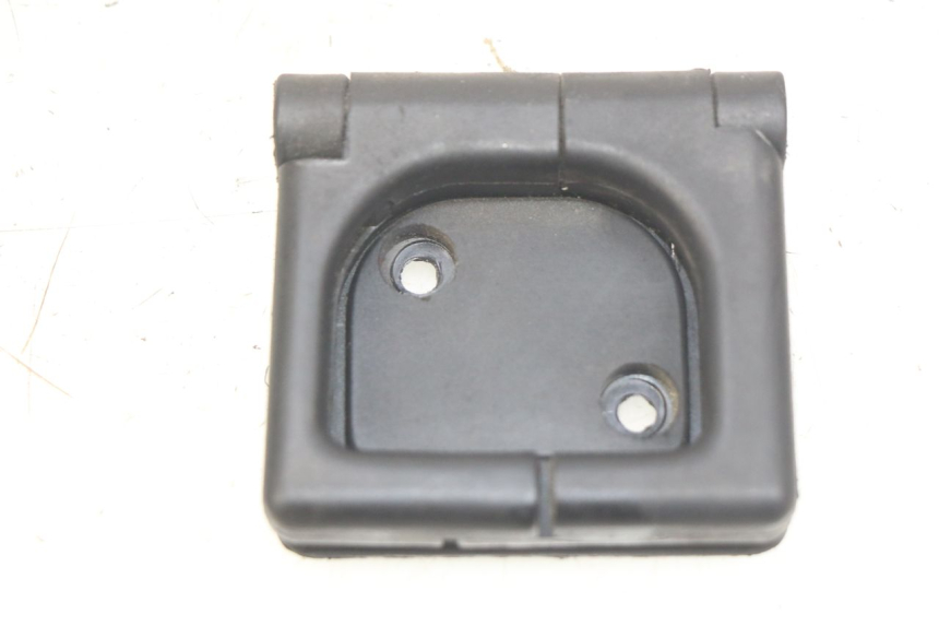 photo de GANCHO DE BOLSA PEUGEOT SATELIS 125 (2010 - 2012)