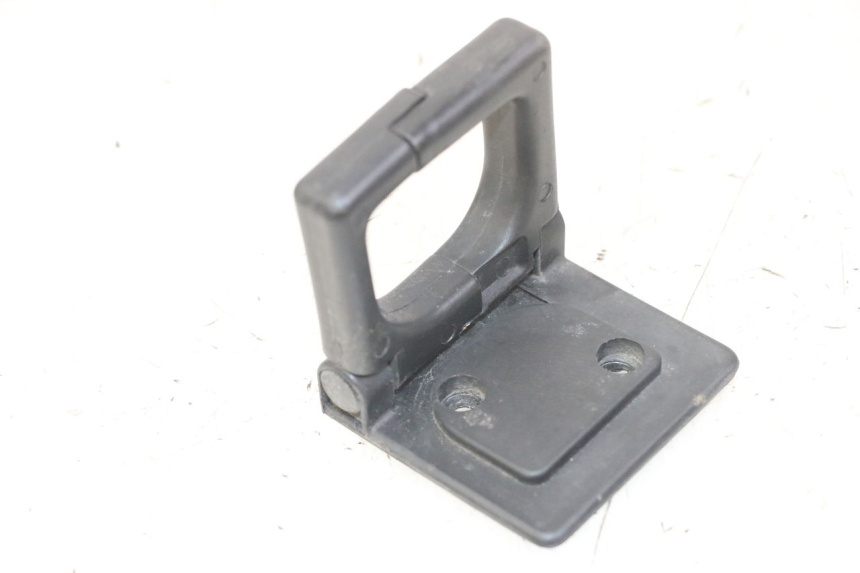 photo de GANCHO BOLSA PEUGEOT SATELIS 125 (2013 - 2018)
