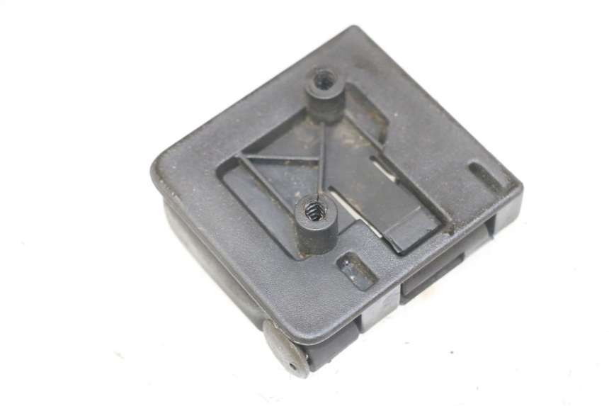 photo de GANCHO BOLSA PIAGGIO SUPER LX 125 (2000 - 2003)