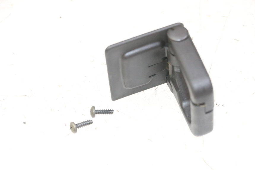photo de GANCHO DE BOLSA APRILIA SXR 50 (2021 - 2023)