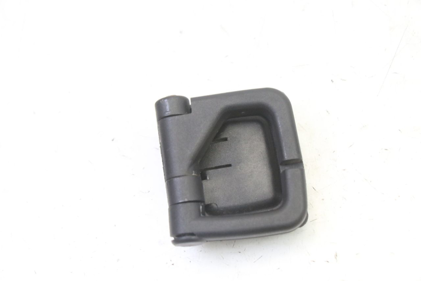 photo de GANCHO DE BOLSA APRILIA SXR 50 (2021 - 2023)