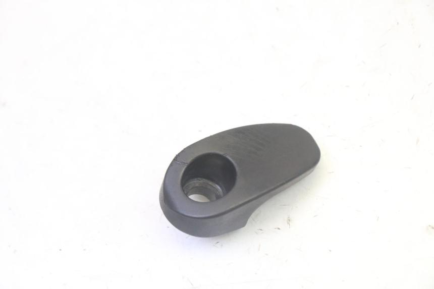 photo de GANCHO BOLSA PEUGEOT TWEET PRO CARGO 50 (2018 - 2020)