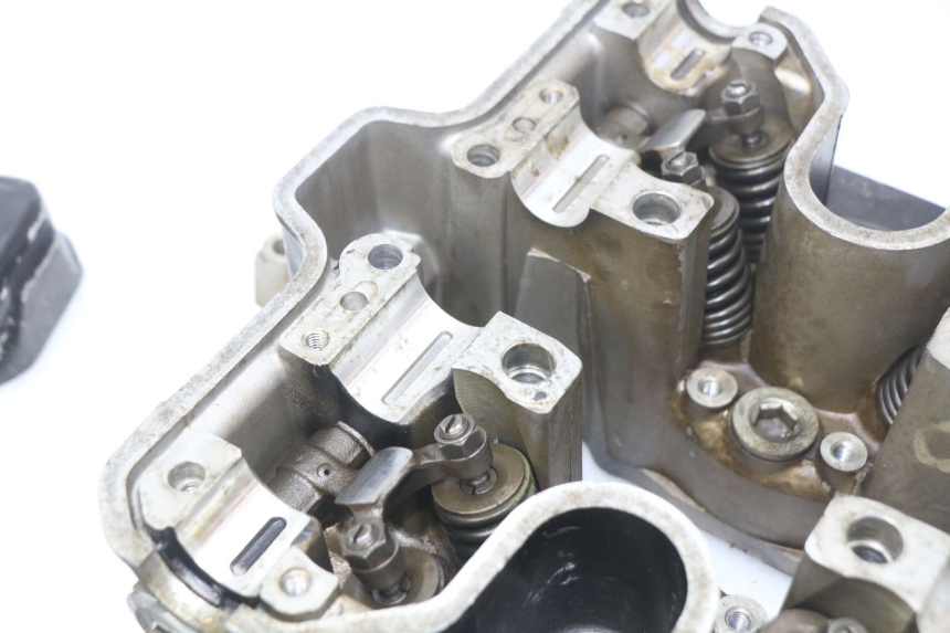 photo de CULATA TRASERO HONDA VF 1000 (1984 - 1988)
