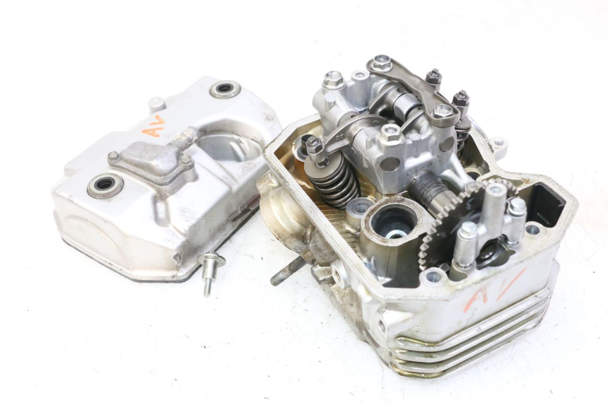 photo de CULATA DELANTERO HONDA NTV DEAUVILLE 650 (2001 - 2006)
