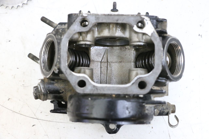 photo de CULATA MAG POWER BOMBERS 4T 50 (2016 - 2026) - Enfoque en la estructura