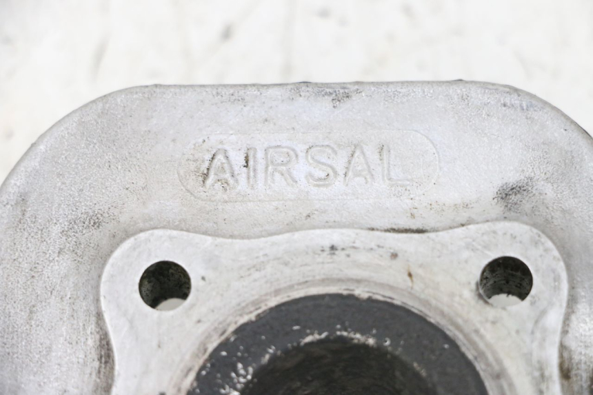 photo de CULATA MBK BOOSTER SPIRIT NAKED 50 (2004 - 2017) - Zoom estado de uso