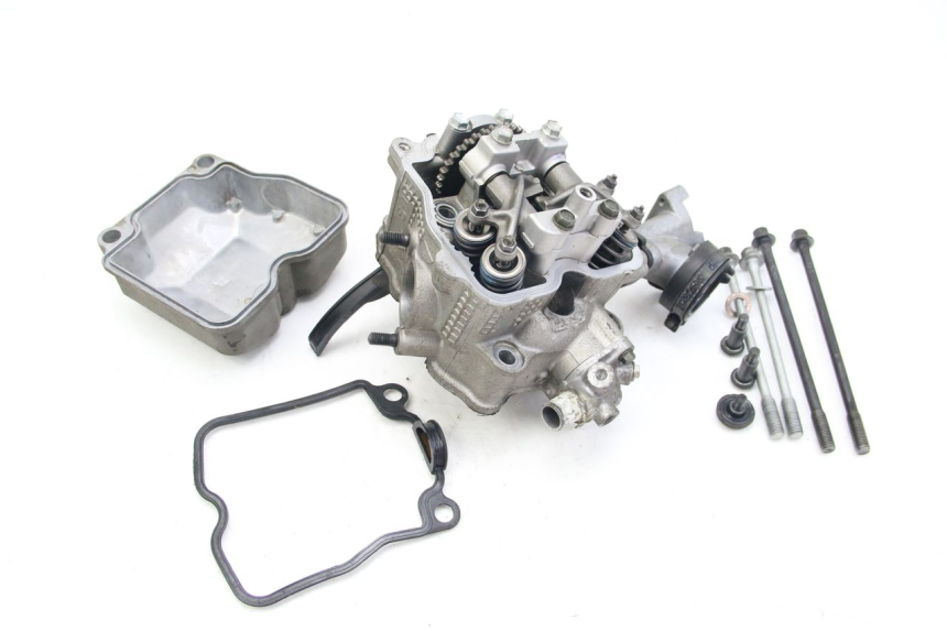 photo de CULATA SUZUKI BURGMAN 125 (2007 - 2014)