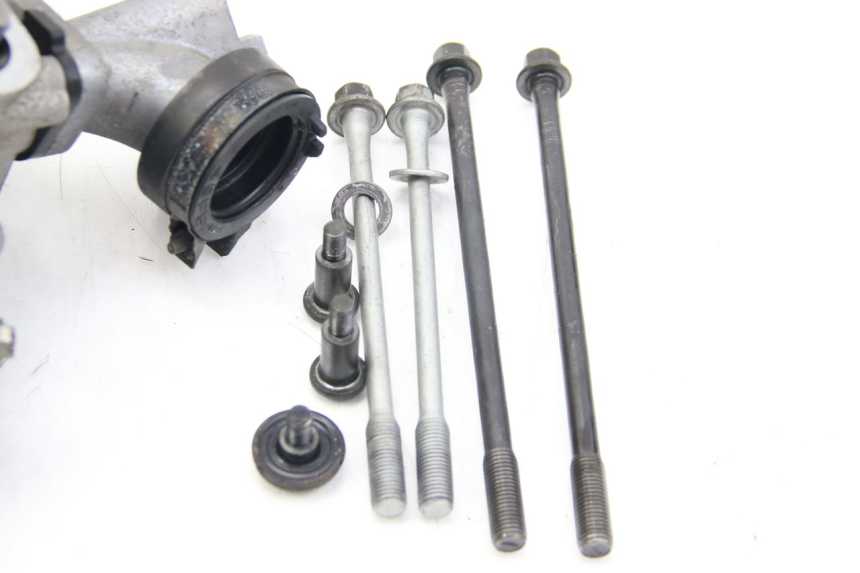 photo de CULATA SUZUKI BURGMAN 125 (2007 - 2014)