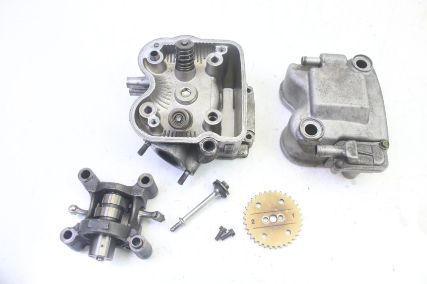 photo de culata HONDA FES S-WING SWING ABS 125 (2007 - 2015)