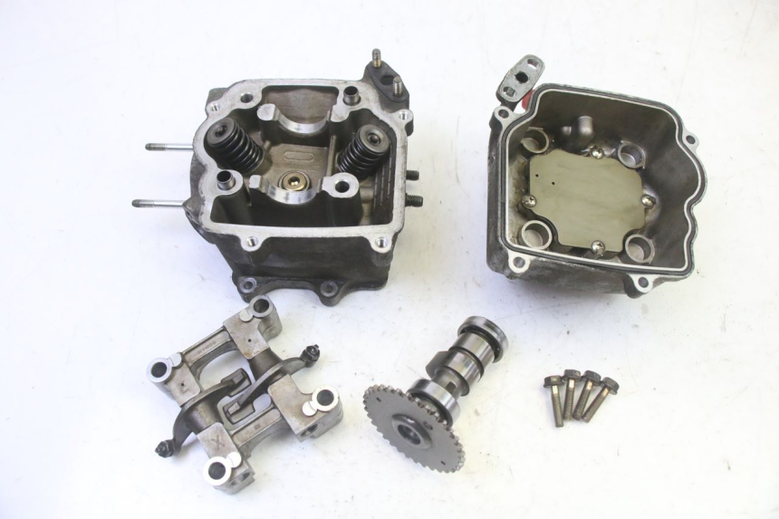 photo de CULATA KYMCO GRAND DINK 125 (2008 - 2014)