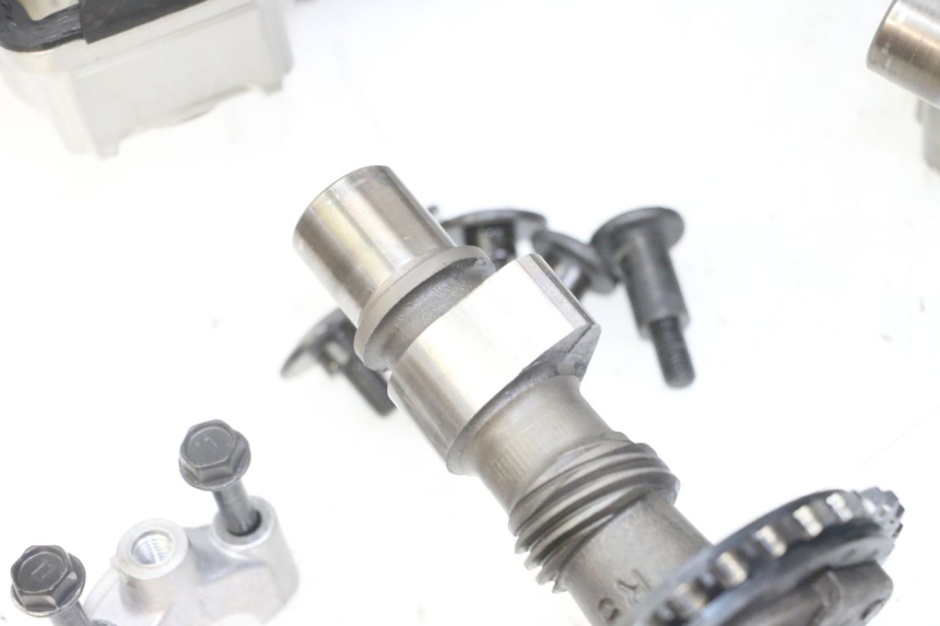 photo de CULATA SUZUKI GS GSE 500 (2001 - 2003)
