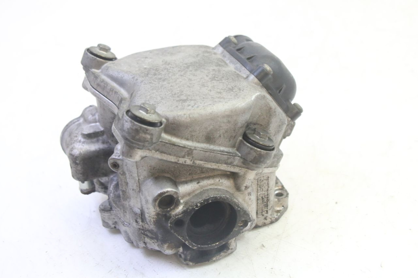 photo de CULATA PIAGGIO MP3 RL 250 (2007 - 2010) - Detalles de los puntos de fijación