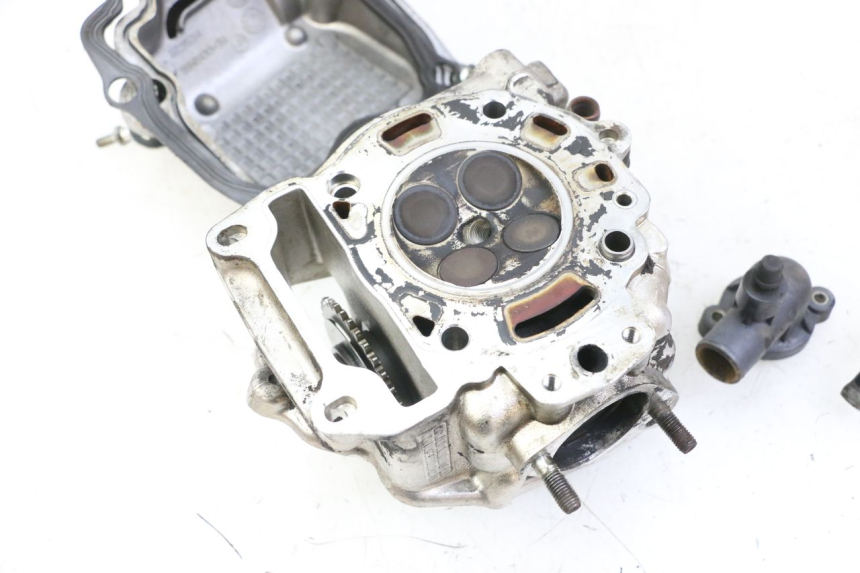 photo de CULATA PIAGGIO MP3 125 (2006 - 2014)