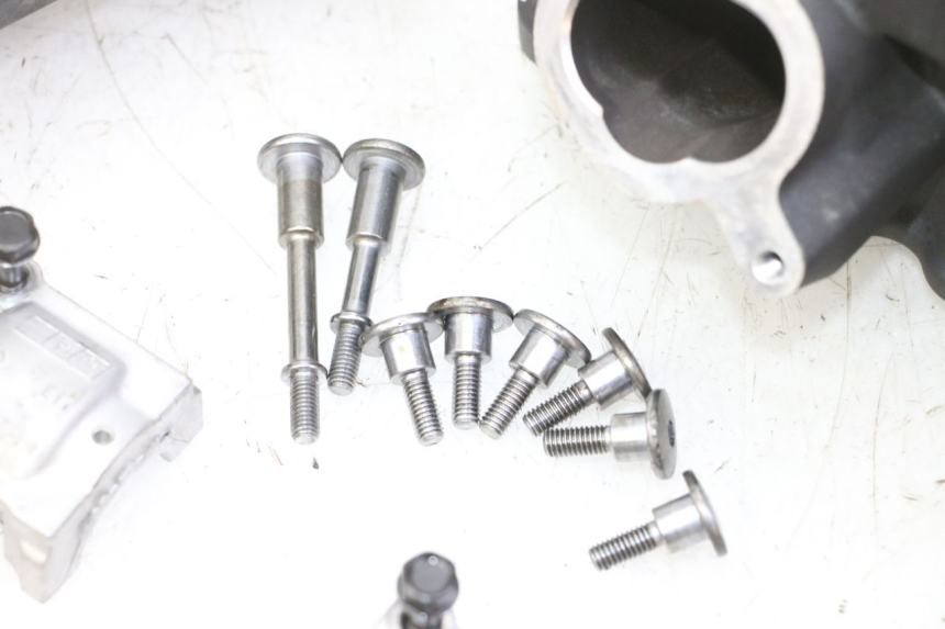 photo de CULATA YAMAHA TDM ABS 900 (2002 - 2014)