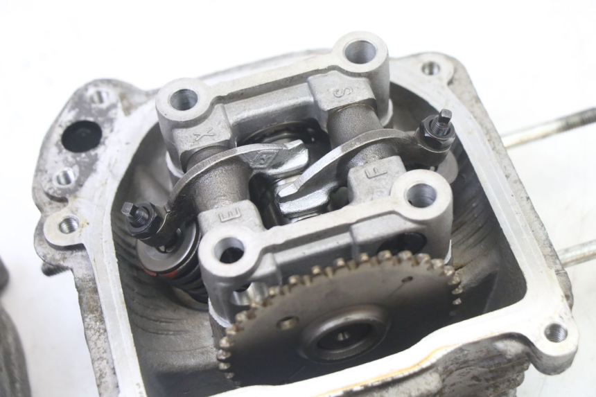 photo de CULATA PEUGEOT V-CLIC VCLIC 50 (2007 - 2013)