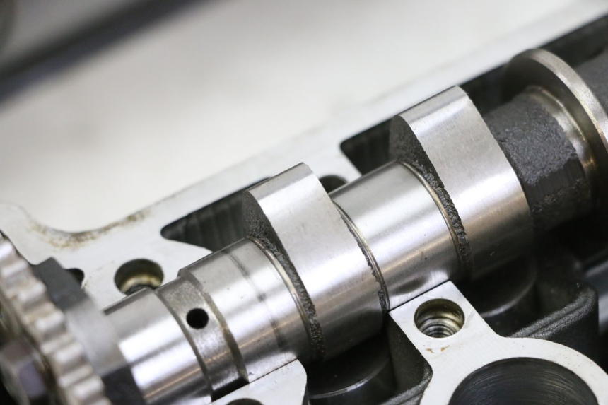 photo de CULATA YAMAHA XJ6 600 (2008 - 2016)