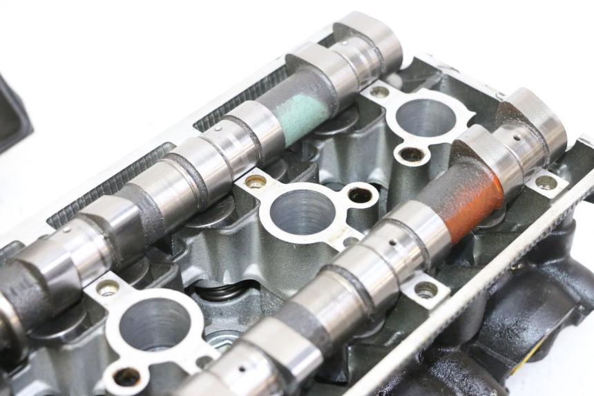 photo de CULATA YAMAHA XJ6 600 (2008 - 2016)