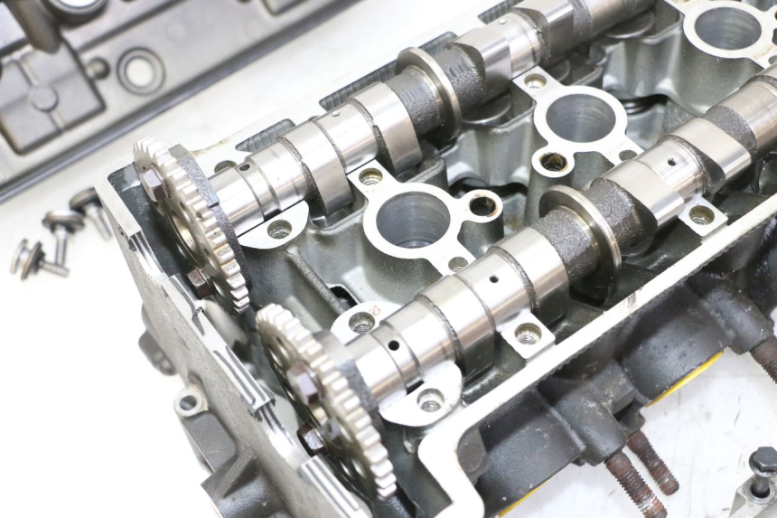 photo de CULATA YAMAHA XJ6 600 (2008 - 2016)