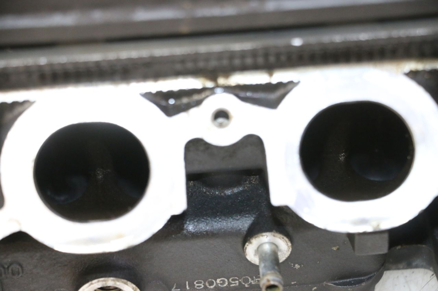 photo de CULATA YAMAHA XJ6 600 (2008 - 2016)