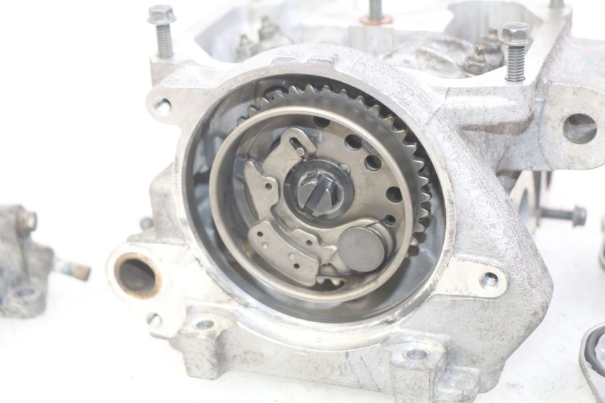 photo de CULATA YAMAHA XMAX X-MAX 125 (2006 - 2009)