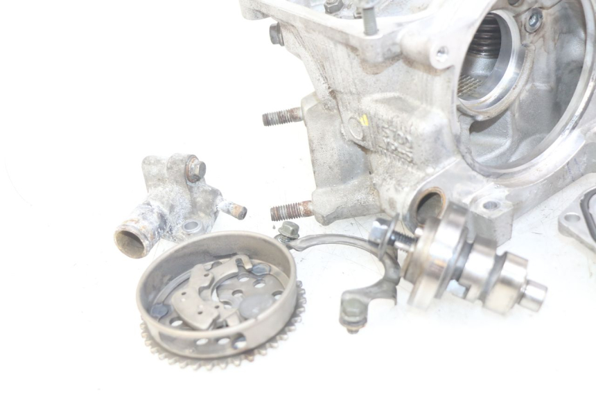 photo de CULATA YAMAHA XMAX X-MAX 125 (2006 - 2009)