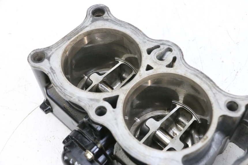 photo de CILINDRO PISTON MV AGUSTA BRUTALE R WALLY 910 (2008 - 2008) - Detalles de los puntos de fijación