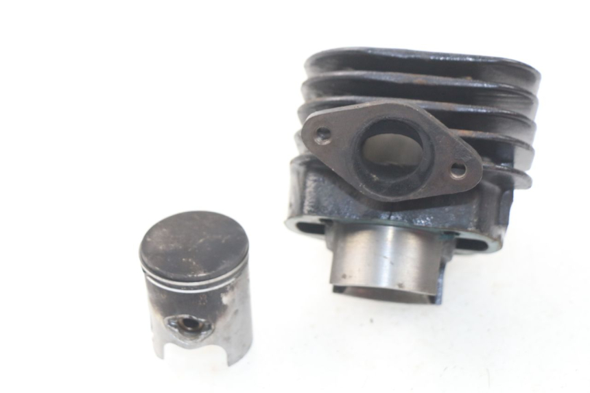 photo de CILINDRO PISTÓN YAMAHA BW'S 50 (1999 - 2003) - Características distintivas