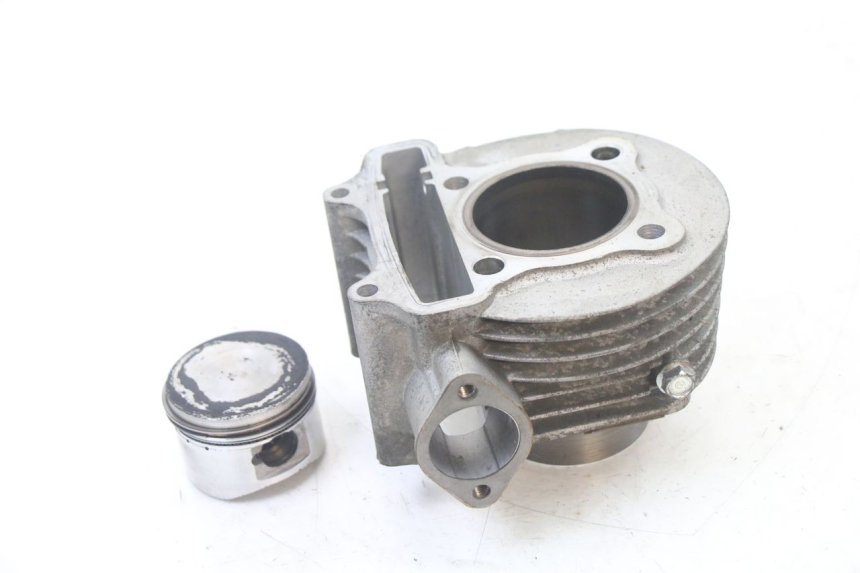 photo de CILINDRO PISTON DAELIM BESBI 125 (2007 - 2008)