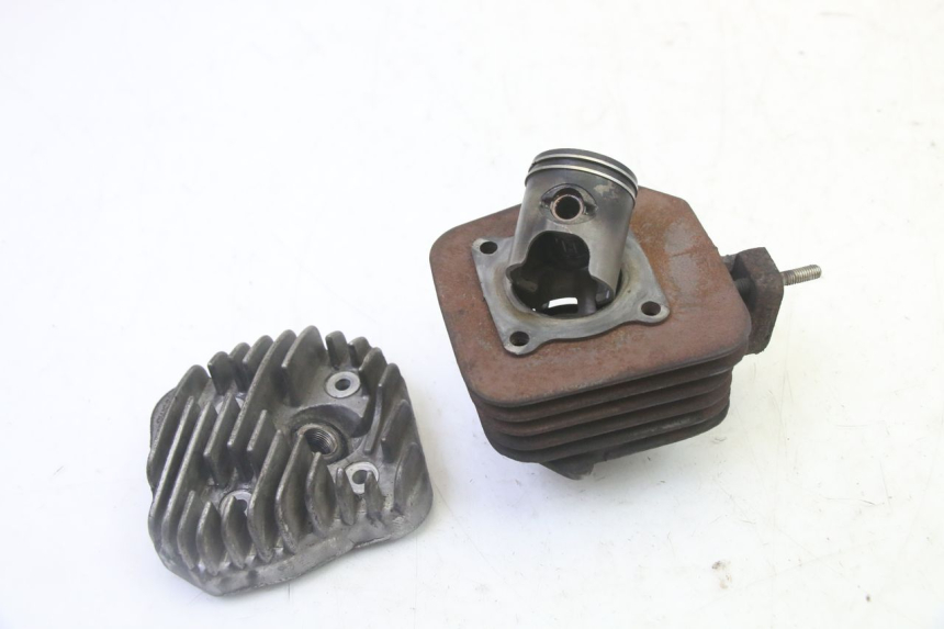 photo de CILINDRO PISTON PEUGEOT KISBEE 2T 50 (2010 - 2017)