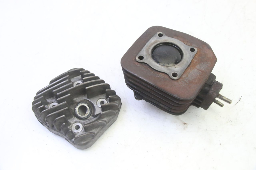 photo de CILINDRO PISTON PEUGEOT KISBEE 2T 50 (2010 - 2017)