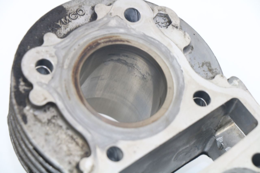 photo de CILINDRO PISTON KYMCO LIKE 4T 50 (2009 - 2018)