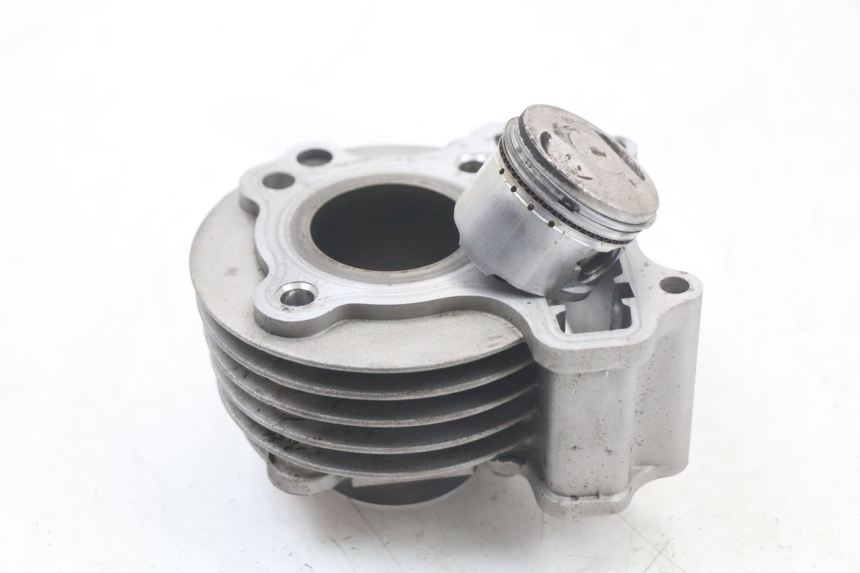 photo de CILINDRO PISTON LONGJIA DIGITA 4T 50 (2019 - 2022)