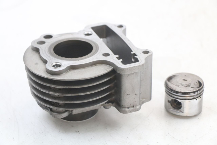 photo de CILINDRO PISTON LONGJIA DIGITA 4T 50 (2019 - 2022)