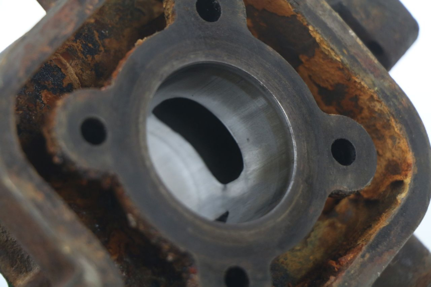 photo de CILINDRO PISTON PEUGEOT LUDIX BLASTER 50 (2006 - 2014) - Otra vista del artículo