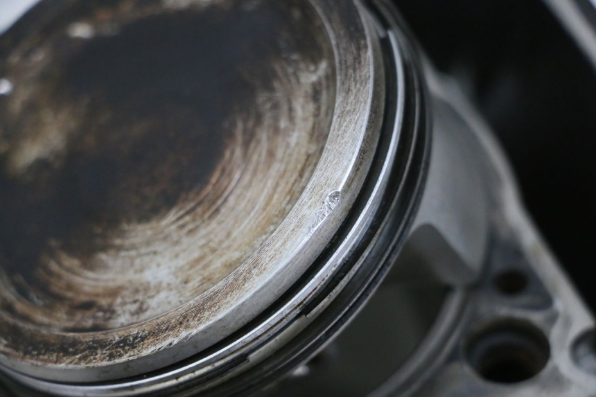 photo de CILINDRO PISTÓN PIAGGIO MP3 RL 250 (2007 - 2010) - Inspección visual detallada