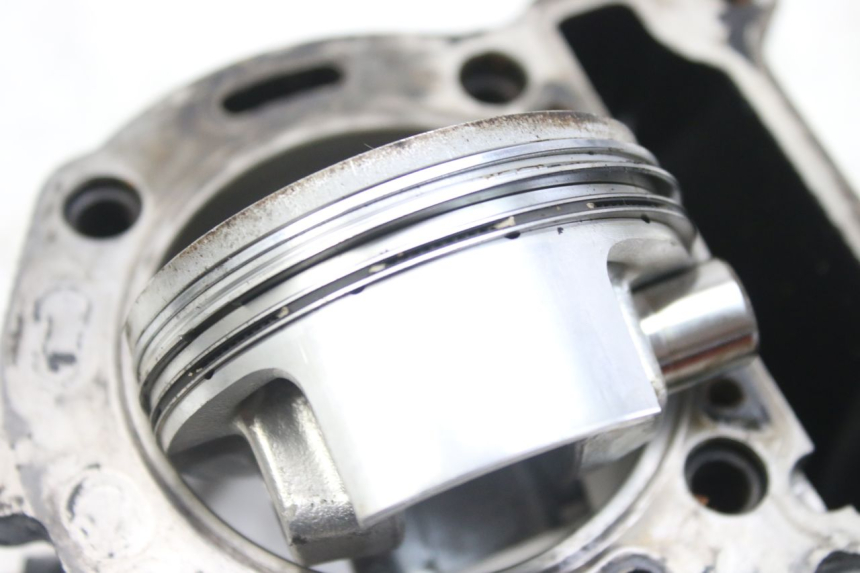 photo de CILINDRO PISTÓN PIAGGIO MP3 RL 250 (2007 - 2010)