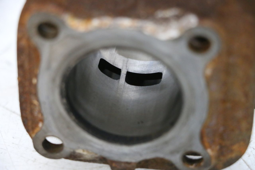 photo de CILINDRO PISTON YAMAHA NEO'S NEOS 2T 50 (1998 - 2007) - Primer plano técnico