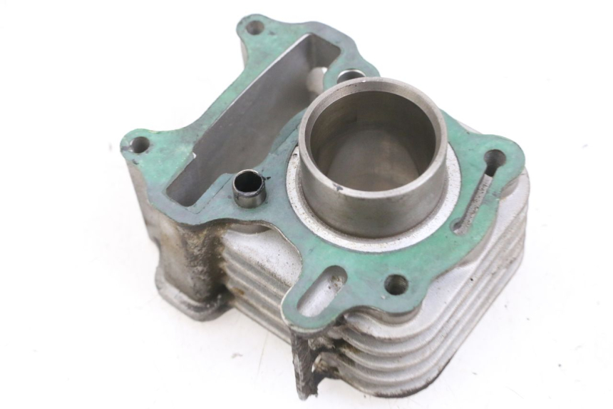 photo de CILINDRO PISTON SYM ORBIT III 3 4T 50 (2021 - 2025) - Recambio usado revisado