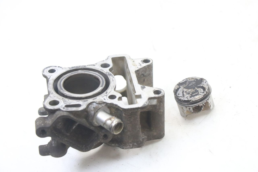 photo de CILINDRO PISTON MBK OVETTO 4T 50 (2008 - 2016)