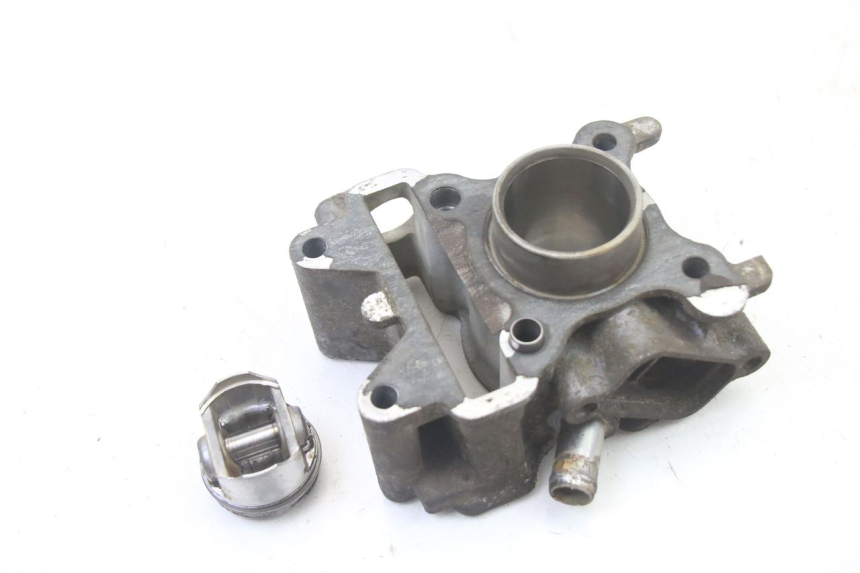 photo de CILINDRO PISTON MBK OVETTO 4T 50 (2008 - 2016)