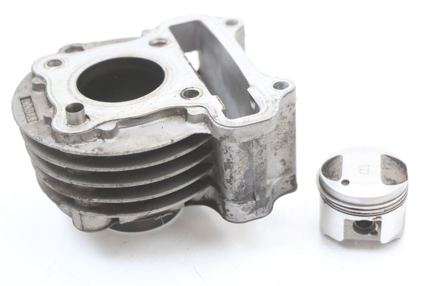 photo de CILINDRO PISTON PEUGEOT KISBEE 4T 50 (2010 - 2017)