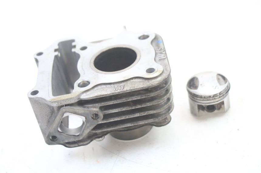 photo de CILINDRO PISTON PEUGEOT TWEET 4T 50 (2018 - 2020)
