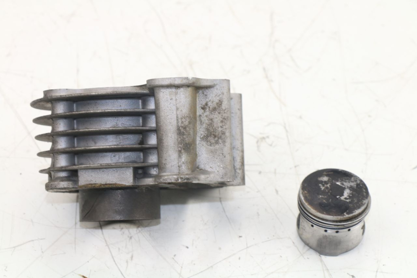 photo de CILINDRO PISTÓN PEUGEOT V-CLIC VCLIC 50 (2007 - 2013)