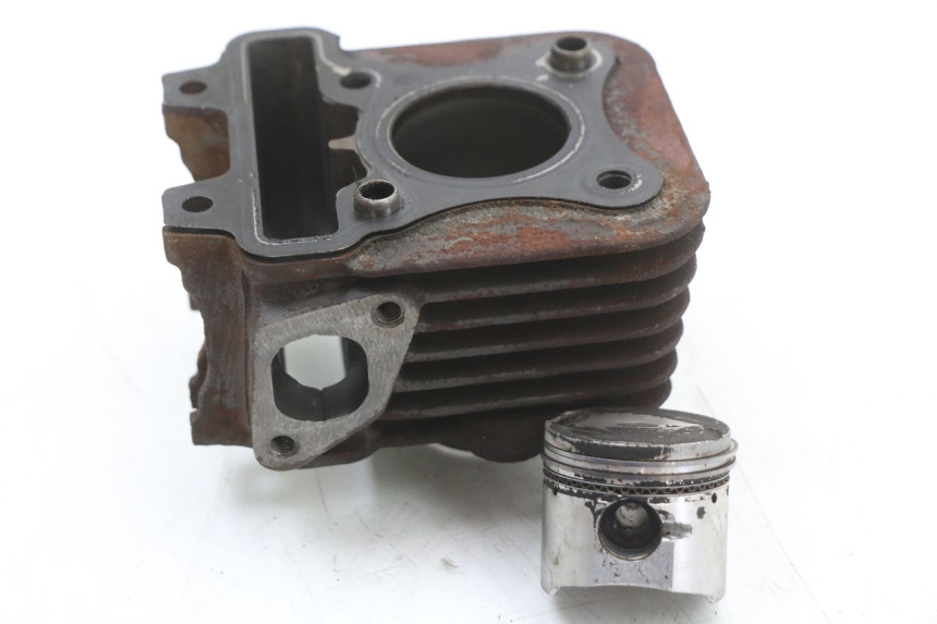 photo de CILINDRO PISTON PIAGGIO FLY 4T 50 (2004 - 2010)